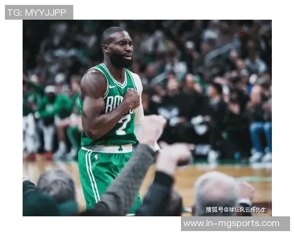 杰伦布朗高效表现三分球火力全开助力球队获胜